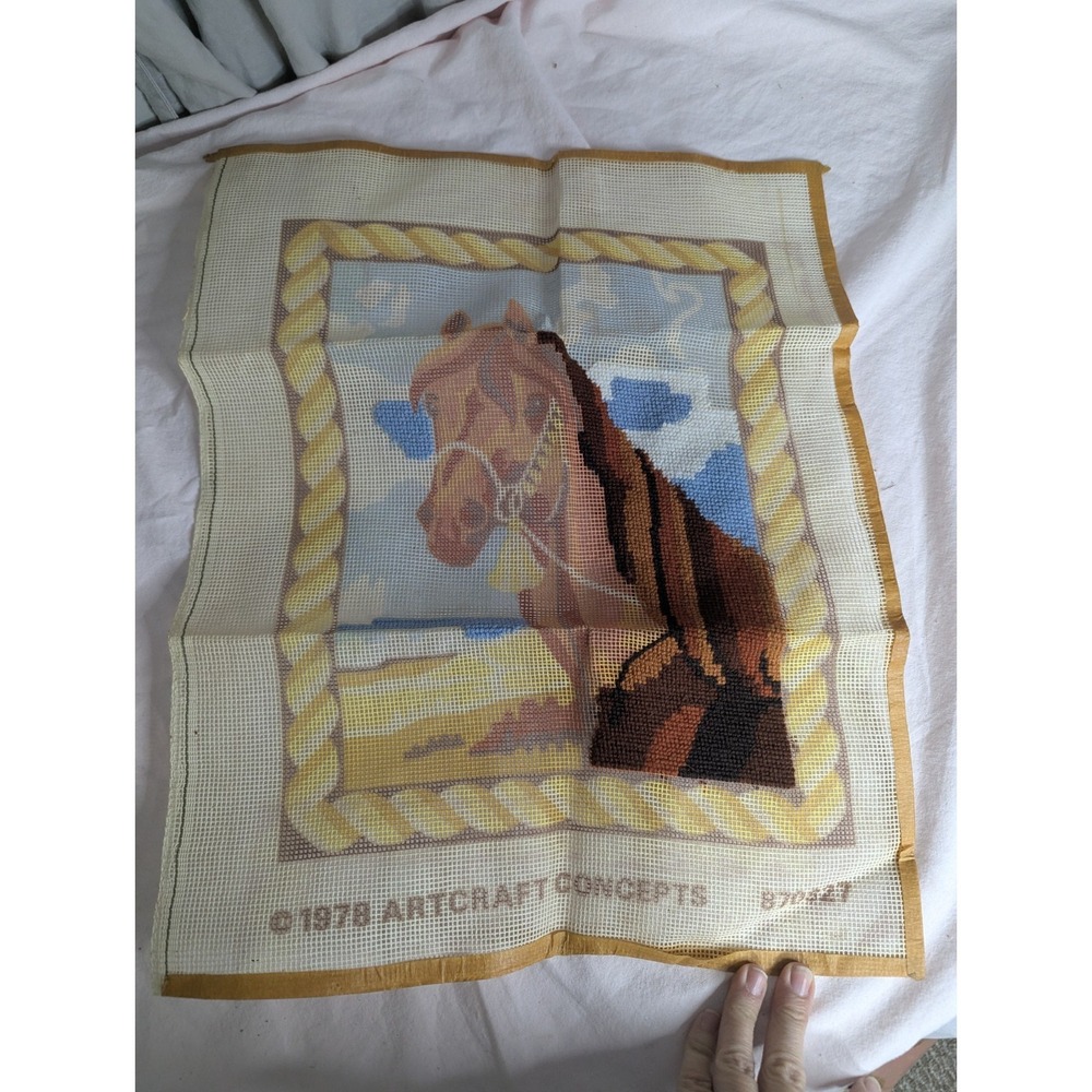 1978 Vintage Artcraft projects 14"x18 Needlepoint picture Horse stallion partial